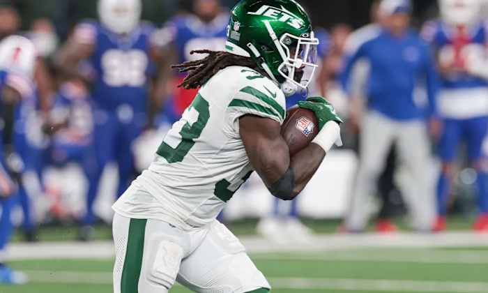 Dalvin Cook started his season with the New York Jets but was waived and joined the Baltimore Ravens.